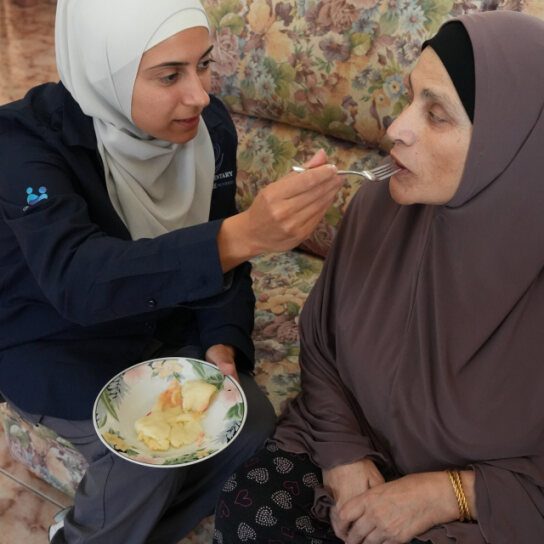 Everyday Mealtime Assistance with Care